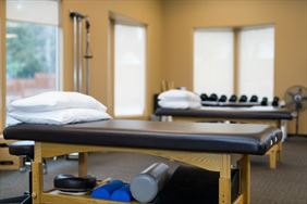 gabinet rehabilitacji, Usługi Rehabilitacyjne Masaże Lecznicze Konrad Kachnowicz, Kościerzyna