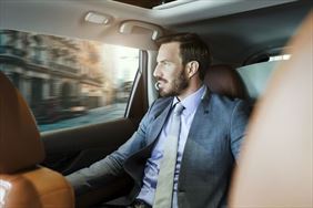 przewóz osób VIP, Transport samochodów - motocykli - quadów Przewóz Premium gości VIP - Mateusz Wróbel, Katowice