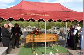 organizacja pogrzebu, Karawan Usługi pogrzebowe i kamieniarskie Dariusz Sowa, Jadowniki