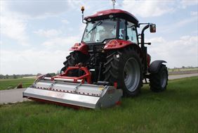 ciągnik rolniczy, Tym-Traktor Importer i Generalny Dystrybutor Ciągników Tym, Zapole