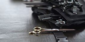 salon fryzjerski, Bogumiła Pniewska Salon Fryzjerski Damsko-Męski, Iława