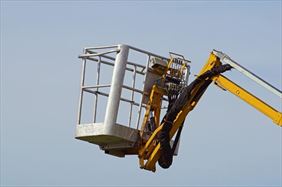 prace na wysokości, Kumel Podnośniki Koszowe, Instalacje Elektryczne Norbert Kuczyński, Płoty