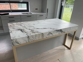 blat kuchenny z kamienia