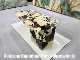 stolik kawowy z kamienia naturalnego