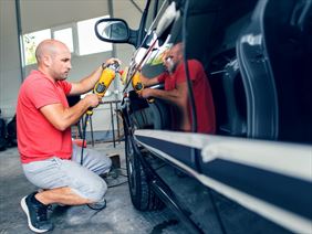 Naprawa odprysków, Auto Szyby Przyciemnianie i Montaż Szyb Samochodowych Krzysztof Rywacki, Pomiechówek