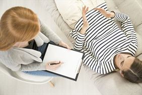psychoterapeuta, Inay Przestrzeń Terapeutyczna Justyna Kasińska, Świdnica