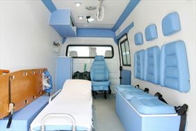 transport medyczny, Libra Clinic - Wyjazdowa pomoc lekarska, wizyty domowe, całodobowe usługi pielęgniarskie, Wrocław