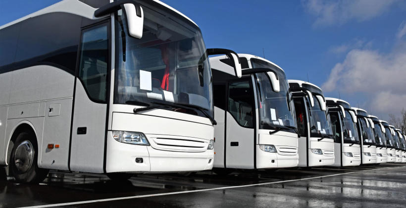 Przewóz osób autokarem. Co oferują najlepsi specjaliści od transportu? Przewóz osób autokarem. Co oferują najlepsi specjaliści od transportu?