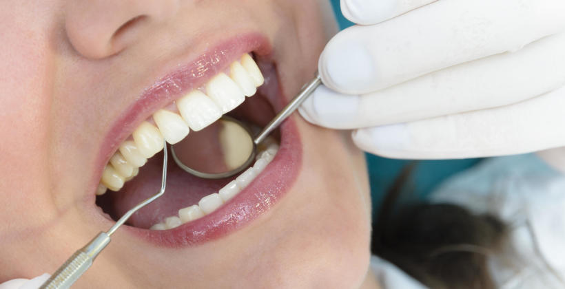 Leczenie paradontozy w gabinecie stomatologicznym „Dentyści” Leczenie paradontozy w gabinecie stomatologicznym „Dentyści”