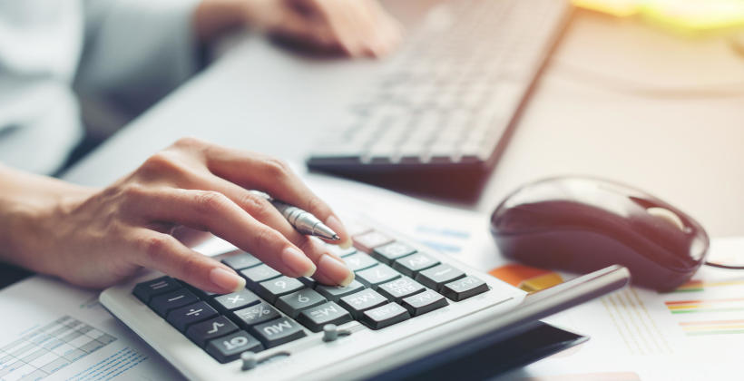 Pomoc biura Gabrieli Ślufarskiej-Ucinek w wyborze formy prowadzenia księgowości