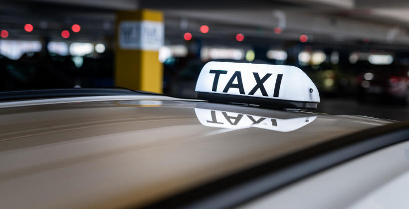 Jakie usługi w zakresie przewozu osób świadczy firma Taxi Marek Idzik? Jakie usługi w zakresie przewozu osób świadczy firma Taxi Marek Idzik?