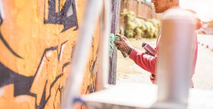 Korzystanie z powłok antygraffiti – kryteria opłacalności Korzystanie z powłok antygraffiti – kryteria opłacalności