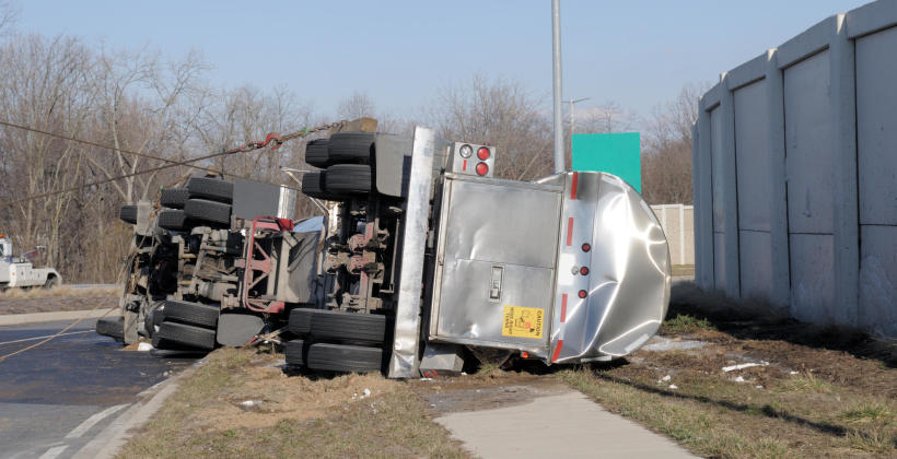 Kolizja tira? Pomoże Ram-Tir Kolizja tira? Pomoże Ram-Tir