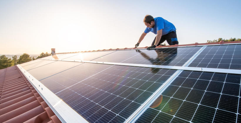 Usługa montażu solarów w ofercie firmy FHU Holiterm Usługa montażu solarów w ofercie firmy FHU Holiterm