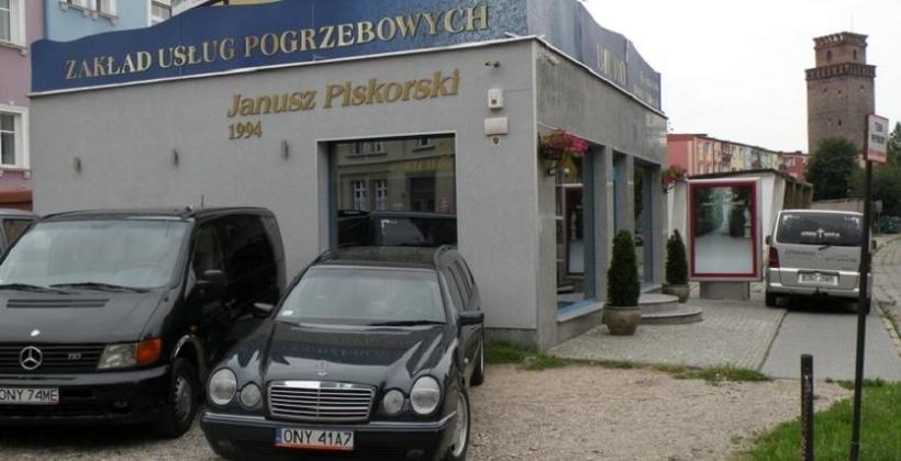 Co wchodzi w zakres profesjonalnych usług domu pogrzebowego Zakład Usług Pogrzebowych Janusz Piskorski? Co wchodzi w zakres profesjonalnych usług domu pogrzebowego Zakład Usług Pogrzebowych Janusz Piskorski?