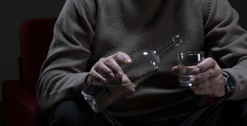 Po czym możesz rozpoznać, że jesteś uzależniony od alkoholu? Po czym możesz rozpoznać, że jesteś uzależniony od alkoholu?