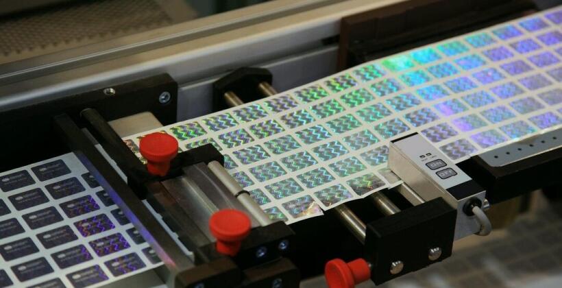 Zalety etykiet plombowanych