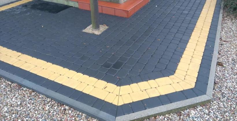 Z jakich materiałów najlepiej wykonać podjazd do garażu? Z jakich materiałów najlepiej wykonać podjazd do garażu?