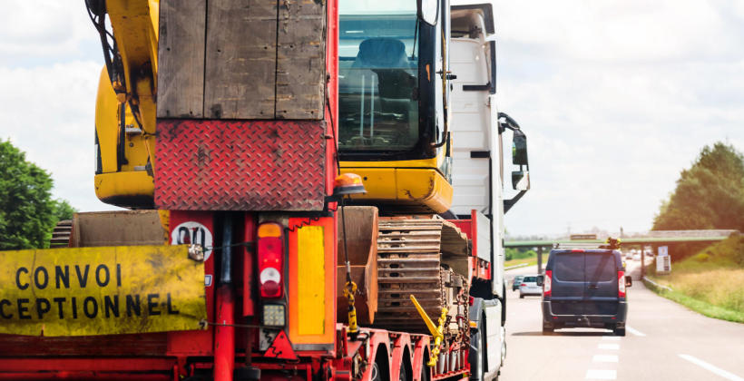 Jak firma transportowa może być pomocna w budownictwie? Jak firma transportowa może być pomocna w budownictwie?