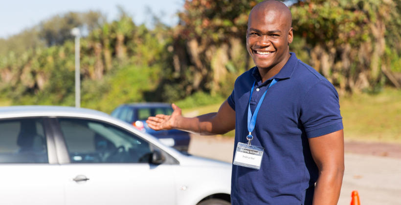 Jak wybrać dobrą szkołę nauki jazdy? Na co zwrócić uwagę?