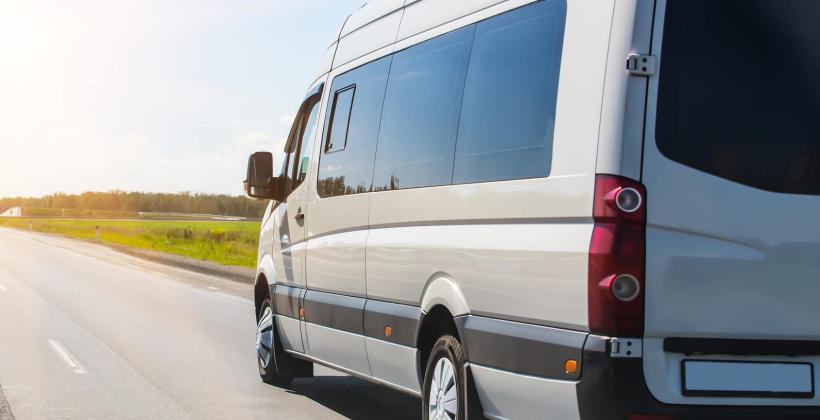 Na co zwracać uwagę wynajmując autokar? Na co zwracać uwagę wynajmując autokar?