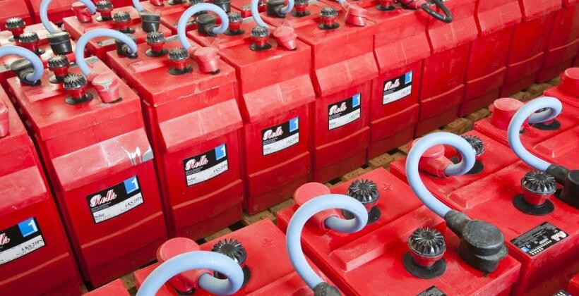 Akumulatory 12V – kluczowe informacje dla kierowców