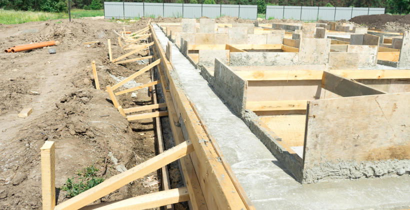 Kiedy i jak wykonuje się wykopy pod fundamenty domu? Kiedy i jak wykonuje się wykopy pod fundamenty domu?