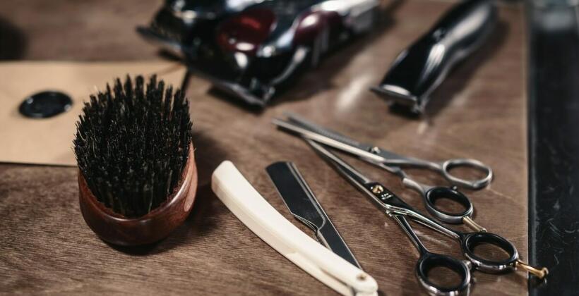 Fryzjer dla mężczyzn w Krakowie – The Father Barber