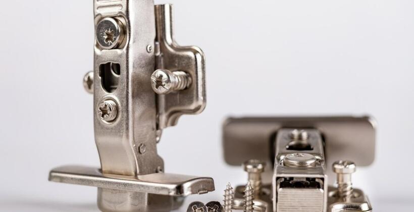 Wybór języków do zamków – klucz do bezpieczeństwa