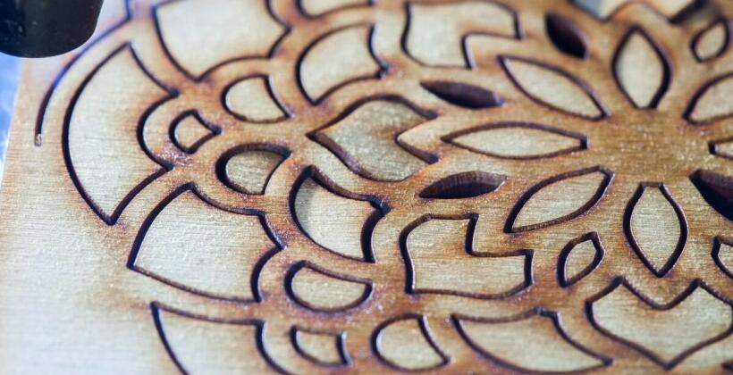 Personalizacja dekoracji w Artel – Warszawa