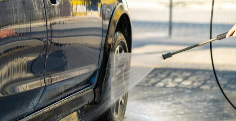 Samoobsługowe myjnie samochodowe – S P Patecki