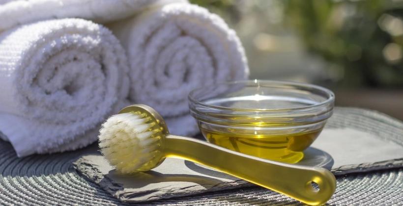 W jakim celu stosuje się peelingi chemiczne? W jakim celu stosuje się peelingi chemiczne?