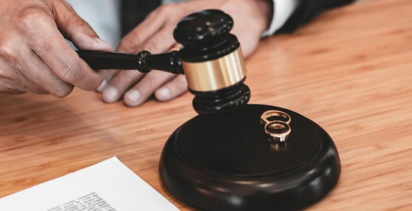 Wsparcie prawne w sprawach rozwodowych – Iuridica