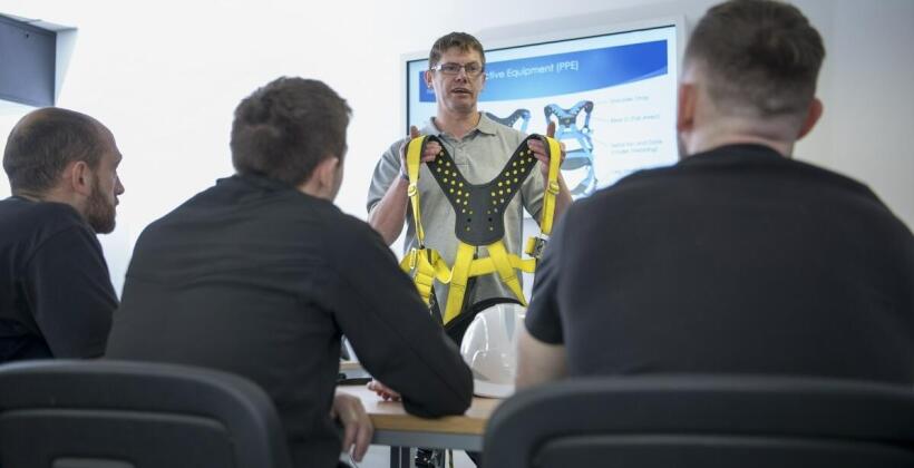 Kursy BHP i zawodowe w Poznańskim Centrum Kształcenia Zawodowego