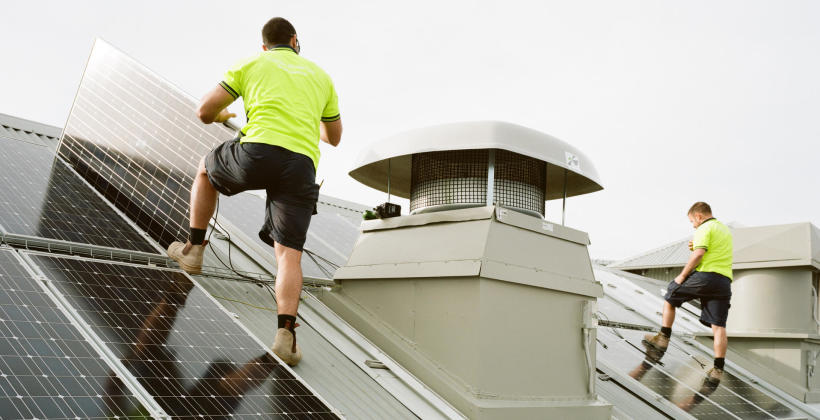 Panele fotowoltaiczne dla domu – system off-grid czy on-grid? Panele fotowoltaiczne dla domu – system off-grid czy on-grid?