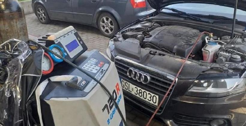 Stacja klimatyzacyjna, czyli sprzęt do nabijania czynnika chłodniczego Stacja klimatyzacyjna, czyli sprzęt do nabijania czynnika chłodniczego