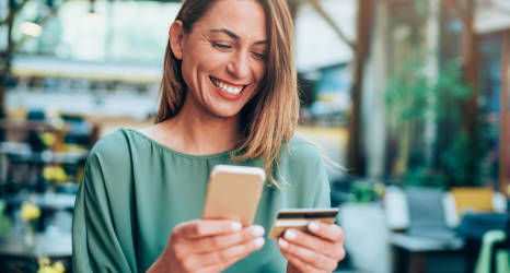 Jak zmieniają się nawyki klientów online? 8 trendów e-commerce, które musisz znać