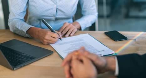 Na jakich zasadach cudzoziemiec może pracować w Polsce?