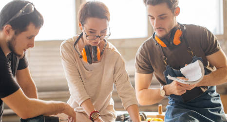 Szkolenia BHP – o czym powinieneś wiedzieć?