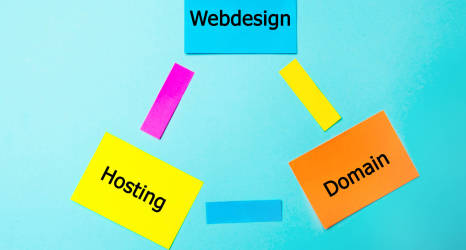 Hosting a domena – jakie są różnice?