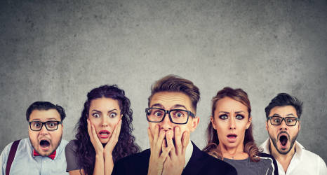 Jak poprawnie pisać maile? 10 błędów językowych, których nie możesz popełnić