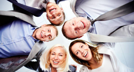 Jakie narzędzia wykorzystać do sprawnej komunikacji wewnątrz firmy?