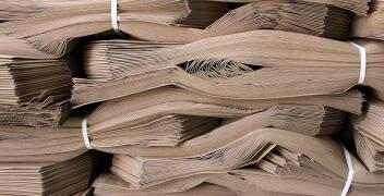 Czym jest papier makulaturowy?