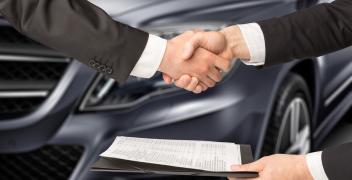 Jeżeli samochód używany to tylko od dealera!