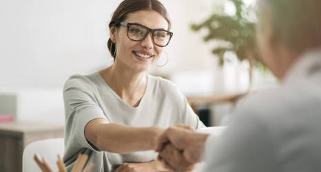 Pierwszy dzień w pracy – zasady savoir-vivre, o których warto pamiętać