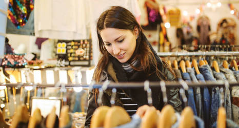 Pomysł na sklep z odzieżą używaną. Jak otworzyć ciucholand?