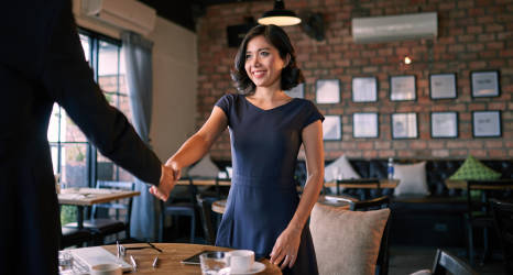 Czy kawiarnia to odpowiednie miejsce do rekrutacji?