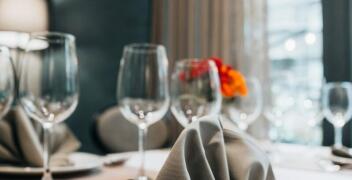 Hotele na przyjęcia firmowe – Kom-Rol Kobylniki