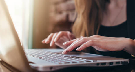 Jak napisać i wypromować wartościowego e-booka?