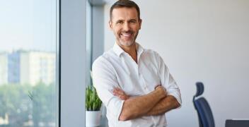 Wynajem garnituru dla młodych profesjonalistów w Poznaniu